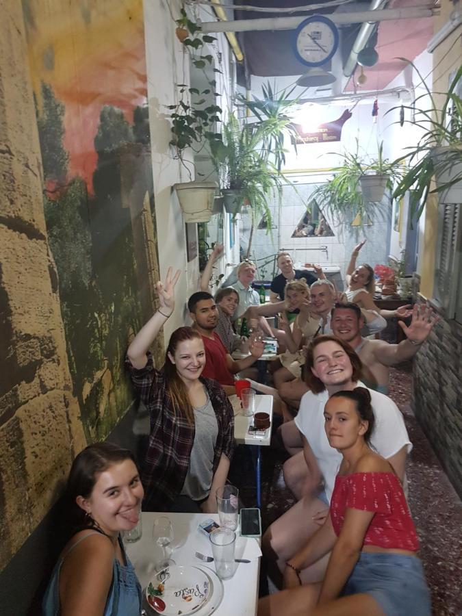 νεότητας Pagration Hostel *