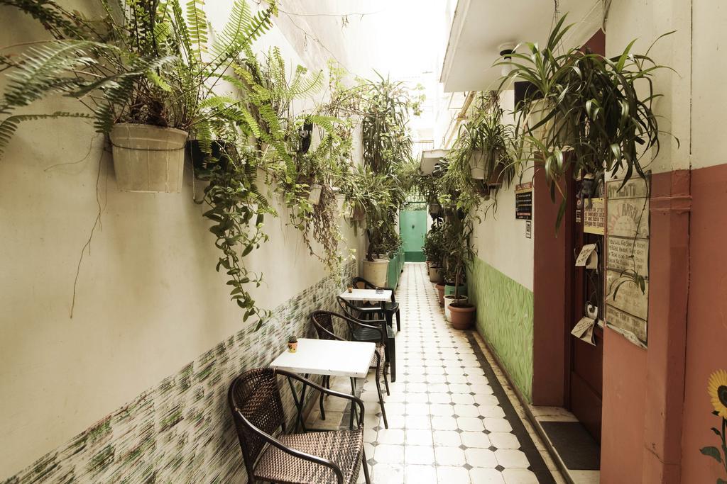 νεότητας Pagration Hostel *